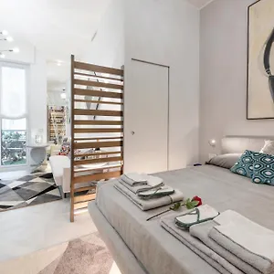 Falcone, 5 - Downtown Apartment