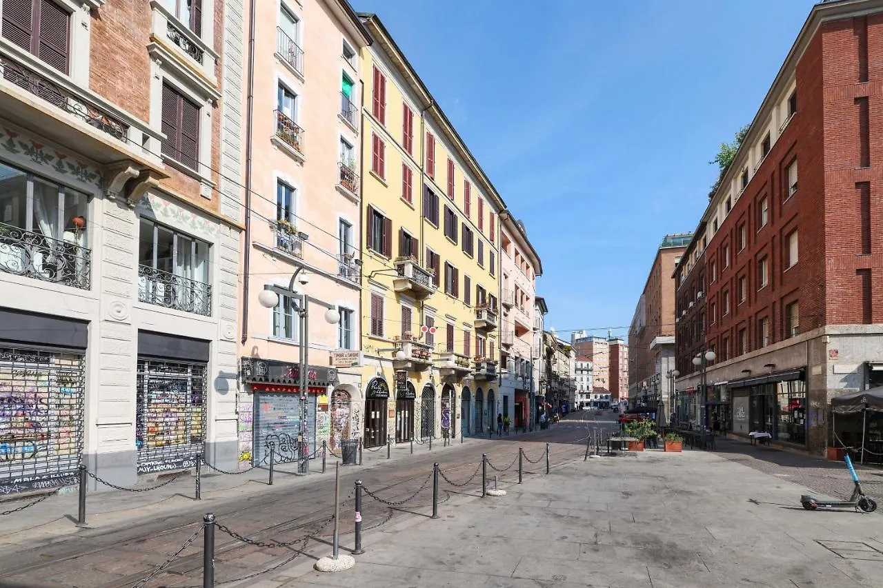 Primopiano - Colonne 18 Apartment Milan 0*,  Italy